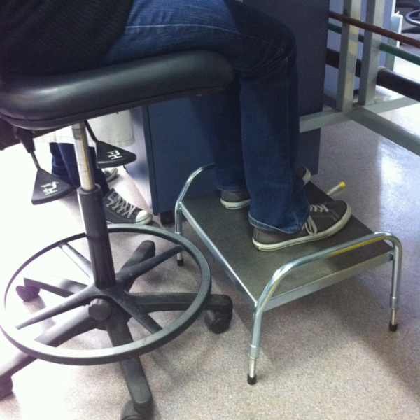 Lab Foot Rest Fluteline Laboratory Footrest – Ergoport